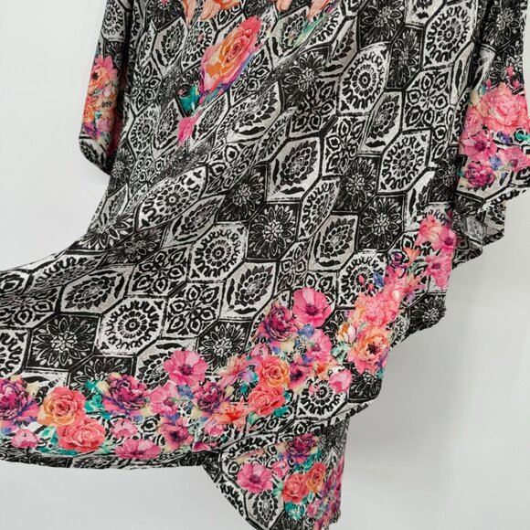 Tolani Collection Floral Print Tunic Top Size Medium Modal Boho Womens Blouse - Picture 6 of 10
